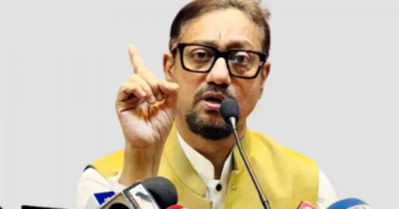 যুক্তরাষ্ট্র সফর না করার সিদ্ধান্ত মেনে নিলেন চসিক মেয়র