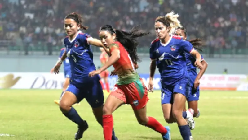 সাফ সেমিফাইনালে নেপালের মুখোমুখি বাংলাদেশ, হারলেই রাজত্বের অবসান