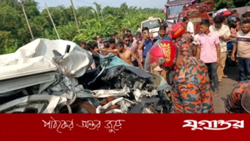 স্বামীর লাশ নিয়ে ফেরার পথে সড়ক দুর্ঘটনায় স্ত্রী ও চালকের মৃত্যু