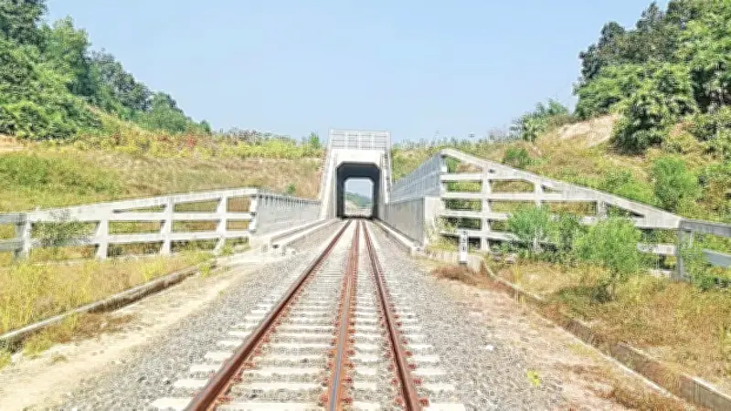 দোহাজারী-কক্সবাজার রেলপথ: বনভূমির ক্ষতিপূরণ ৯ কোটি টাকা আটকে
