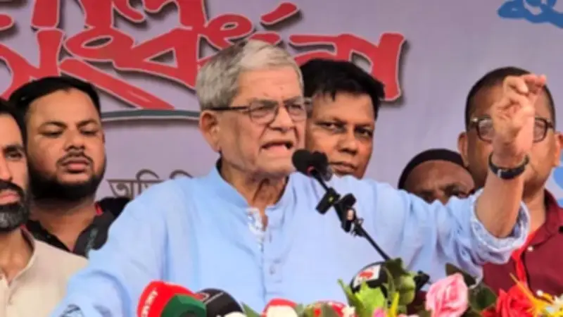 মির্জা ফখরুলের দেশ অস্থিতিশীল করার চেষ্টা: পাকিস্তানে নিহত ১৭, স্বর্ণের দামে পতন