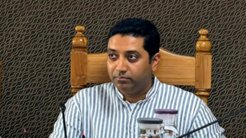 সরকারি প্রাথমিক বিদ্যালয়ের শিক্ষার্থীদের জন্য ইউনিফর্ম ও জুতা সরবরাহের পরিকল্পনা