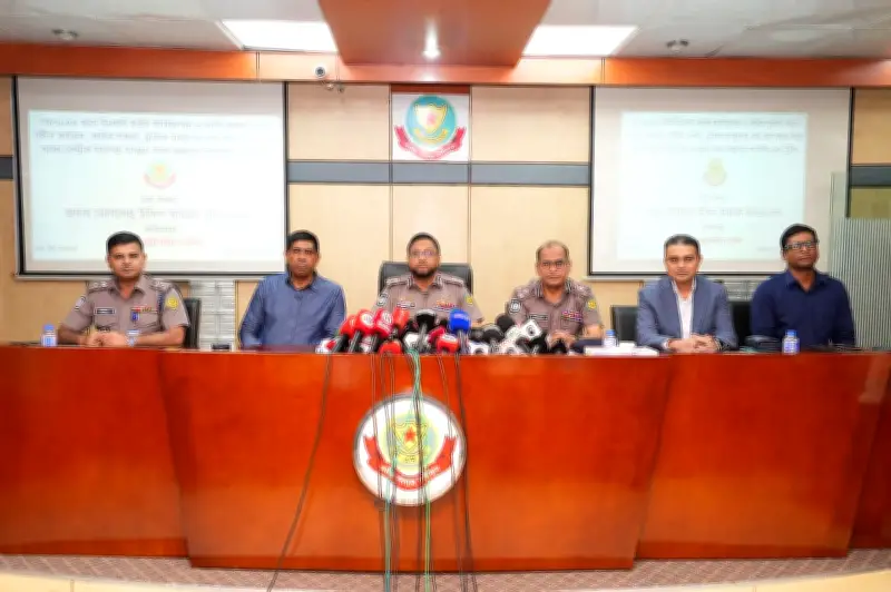 ঈদুল আজহায় ঢাকায় বড় কোনো দুর্ঘটনা বা সন্ত্রাসী কর্মকাণ্ড ঘটেনি: ডিএমপি কমিশনার