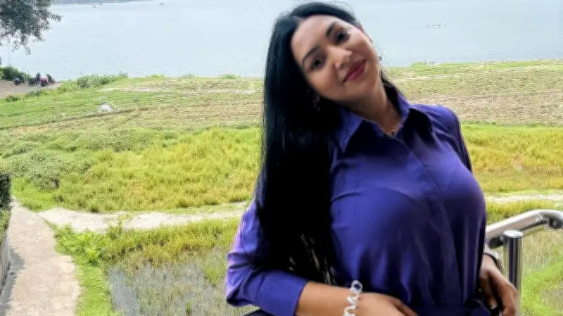 পোখারায় ফুরফুরে মেজাজে প্রভা, রইল ১০ নতুন ছবি