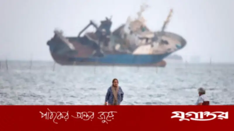 ইরানের রাডার স্থাপনায় মার্কিন হামলা, উত্তপ্ত হরমুজ প্রণালি