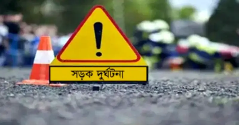 মহাখালীতে বাস উল্টে হেলপার নিহত, আহত ২