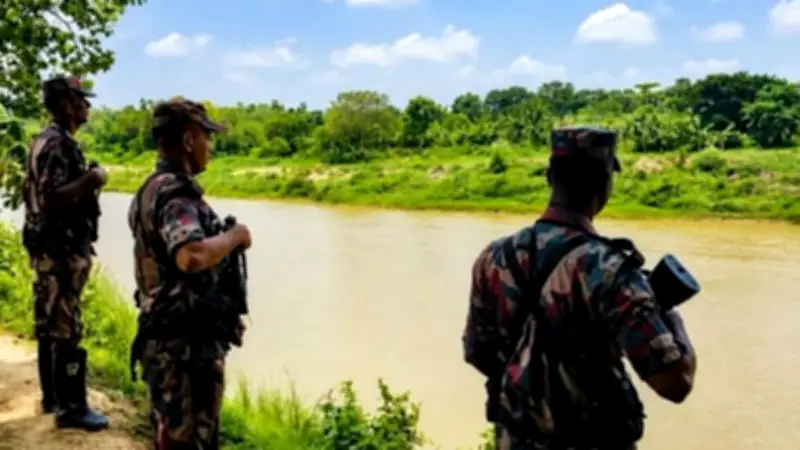 হিলি সীমান্তে বিএসএফের পুশইন ব্যর্থ, ঝড়ের শঙ্কা