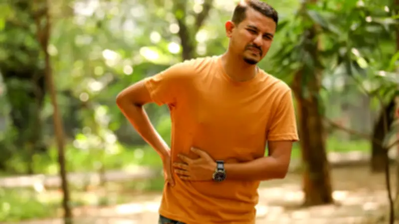 কিডনি রোগের ঝুঁকি এড়াতে সচেতন থাকুন ও করণীয়