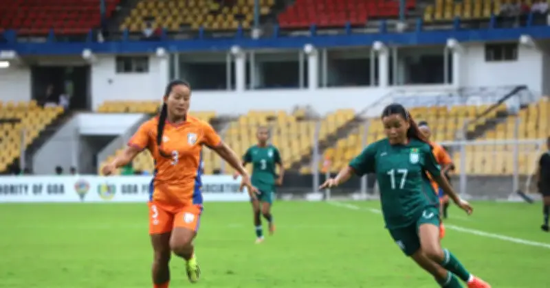 সাফ নারী চ্যাম্পিয়নশিপ: বাংলাদেশ ১-১ গোলে ভারতের বিপক্ষে প্রথমার্ধ শেষ