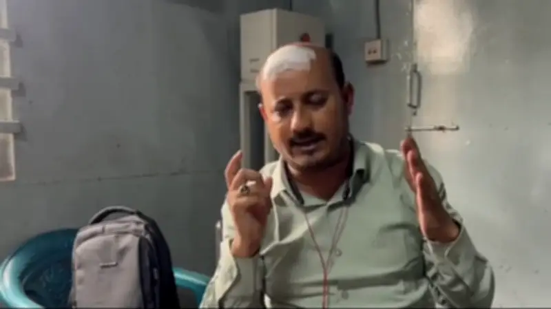 গাজীপুরে পুলিশ বক্সে সাংবাদিকের ওপর হামলা, আটক ১