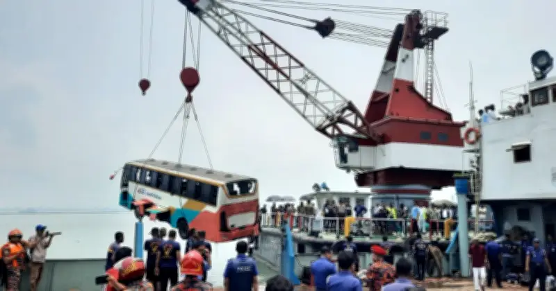 রাজবাড়ীতে বাসডুবি: গ্রেপ্তার তিনজন জামিন পেলেন