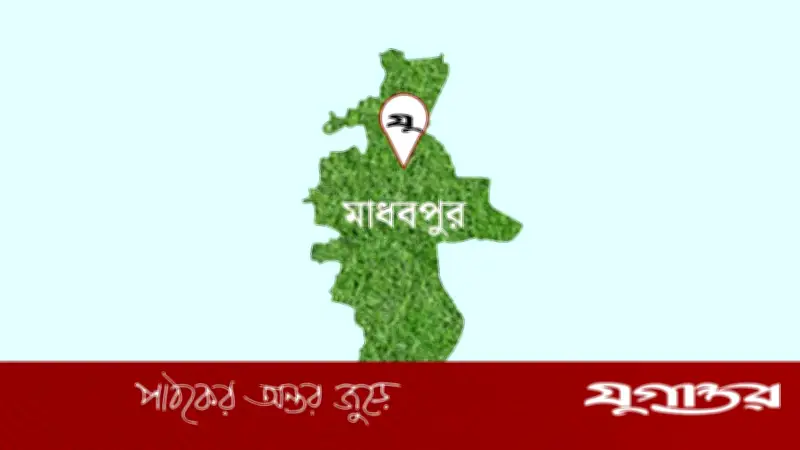 মোবাইল চুরির অভিযোগে যুবকের মাথা ন্যাড়া করে আর্জেন্টিনার পতাকার নকশা