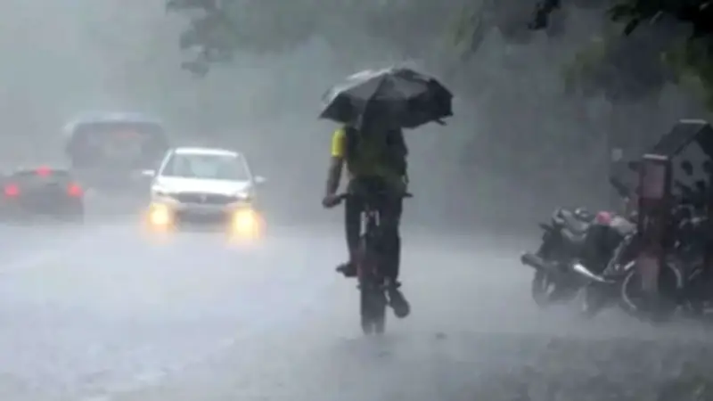 দেশের ১৭ অঞ্চলে বজ্রসহ বৃষ্টির সম্ভাবনা