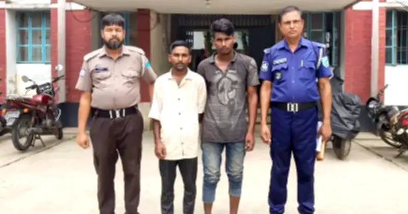 মানিকগঞ্জে ৬৩ বছর বয়সী ভিক্ষুককে ধর্ষণ, দুই যুবক গ্রেপ্তার