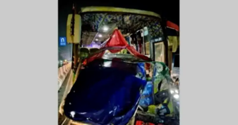 কুমিল্লায় বাস-অটোরিকশা সংঘর্ষে তিন দিনমজুর নিহত