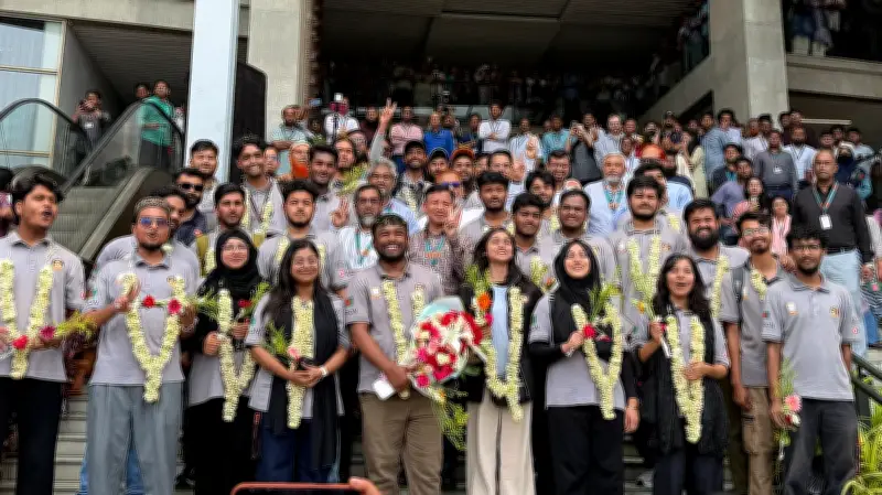 ইউআইইউ মার্স রোভার দলকে সংবর্ধনা, বিশ্বে তৃতীয় স্থান অর্জন
