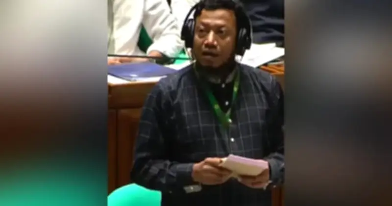 সংসদে নোটিশের বিষয় নিয়ে ধন্দে এমপি আমির হামজা, স্পিকারের পরামর্শ