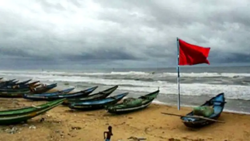 দেশের সমুদ্রবন্দরে ৩ নম্বর সতর্ক সংকেত জারি
