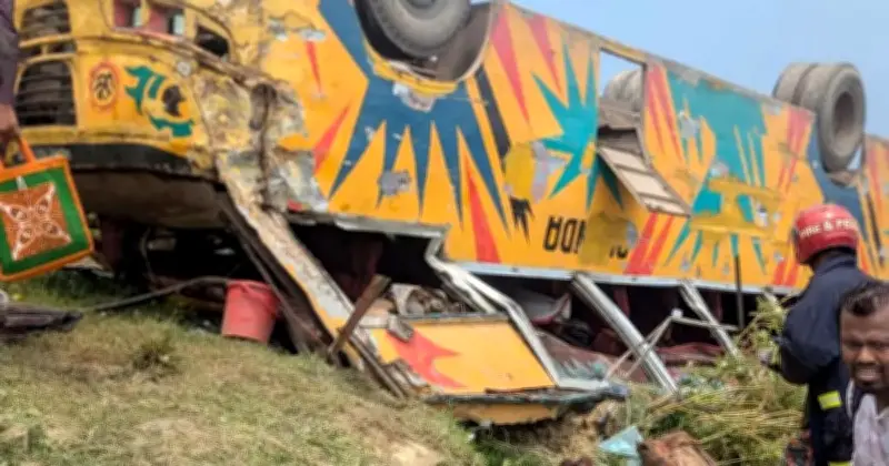 ব্রাহ্মণবাড়িয়ায় যাত্রীবাহী বাস খাদে পড়ে নিহত ৪, আহত ১০