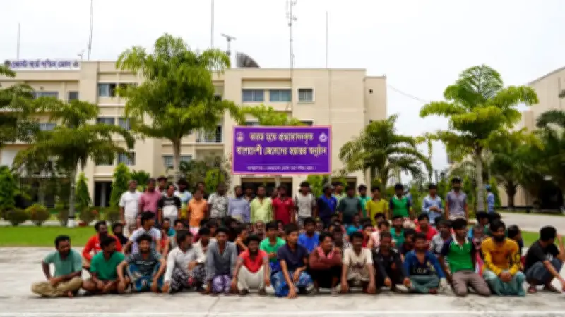ভারত থেকে ফিরলেন ৯১ বাংলাদেশি জেলে, সঙ্গে ৪টি ট্রলার