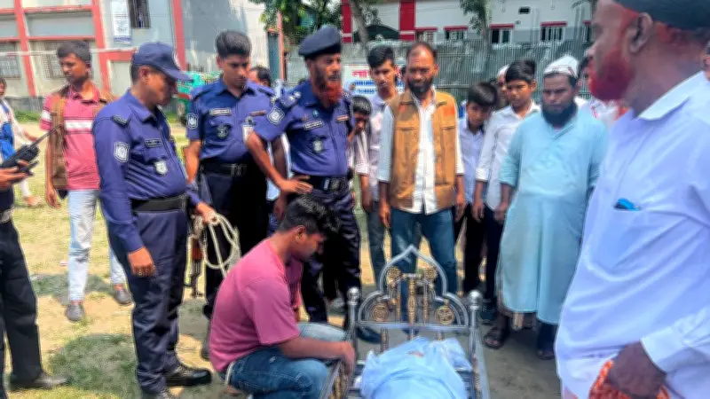 আবেগঘন দৃশ্যে পুলিশি পাহারায় জানাজা, কারাগারে ফেরত সাংবাদিকরা
