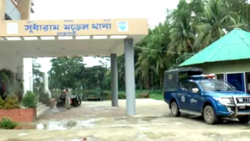 পার্বত্য মন্ত্রী দীপেন দেওয়ানকে স্বপদে বহালের দাবি
