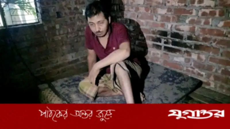 অর্ধযুগ ধরে অন্ধকার ঘরে শিকলবন্দি মামুন, ছেড়ে গেছেন স্ত্রীও