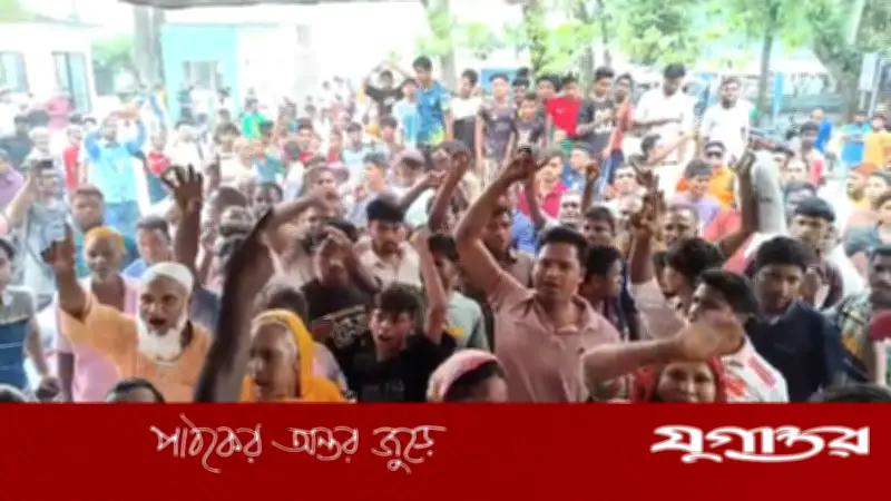 লাশ নিয়ে সাত কিমি পথ পাড়ি দিয়ে থানা ঘেরাও, অবশেষে মামলা
