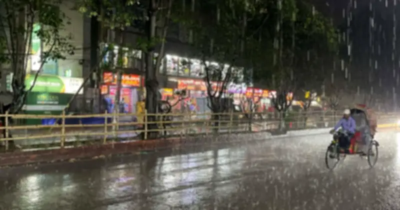 দেশের আট অঞ্চলে ঝড়-বৃষ্টির সম্ভাবনা, নদীবন্দরে ১ নম্বর সতর্ক সংকেত