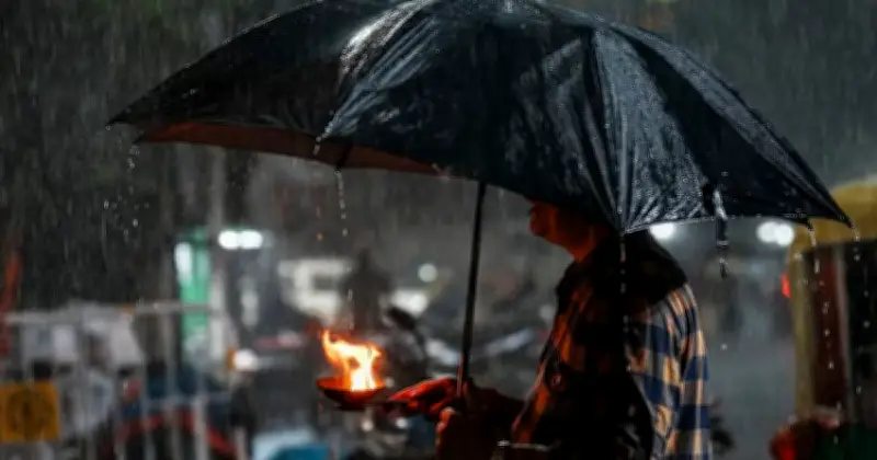 ভারতে মৌসুমি বায়ুর অগ্রগতি ধীর, কেন এ অবস্থা?