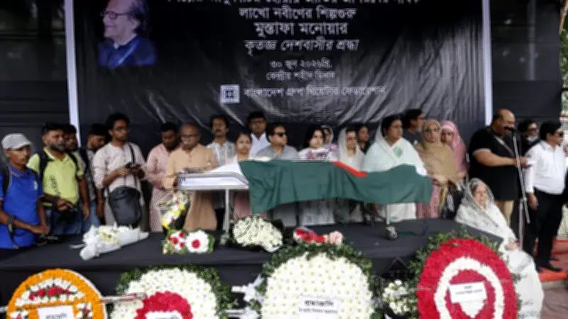 শিল্পী মুস্তাফা মনোয়ারকে রাষ্ট্রীয় মর্যাদায় চিরবিদায়