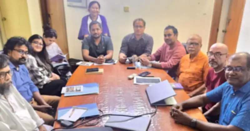 বাংলাদেশে ই-বর্জ্য সংকট: স্বাস্থ্য ও পরিবেশের জন্য হুমকি