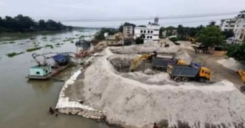 দেশে মোট নদ-নদীর সংখ্যা ১ হাজার ৪১৫টি, অবৈধ দখলদার ২১ হাজার ৯৮৮ জন: নৌমন্ত্রী