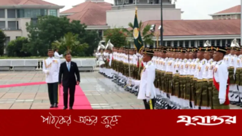 মালয়েশিয়ায় প্রধানমন্ত্রী তারেক রহমানকে রাষ্ট্রীয় সংবর্ধনা