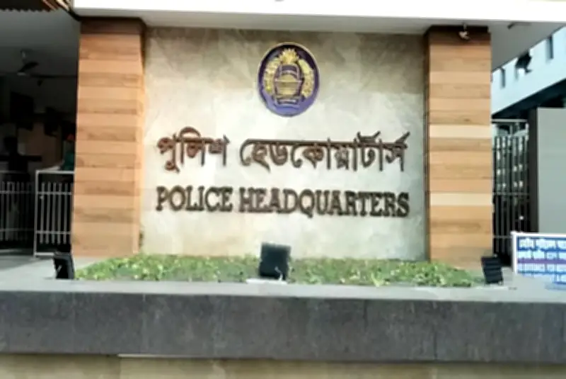 পুলিশের পোশাকের রং পরিবর্তন: নতুন ড্রেস কোড ঘোষণা