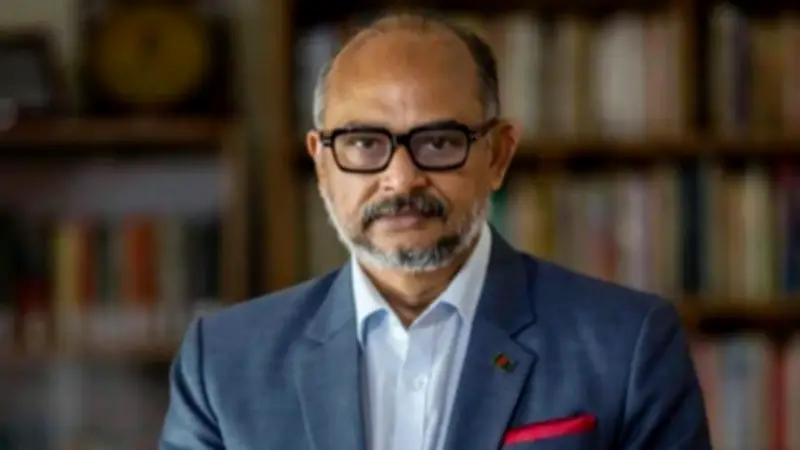 অর্থ উপদেষ্টা: বাংলাদেশ হবে পরবর্তী বিনিয়োগ গন্তব্য; পুলিশের ১২ কর্মকর্তাকে বদলি
