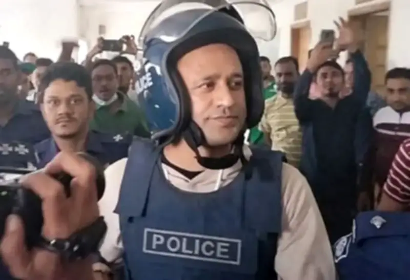 ব্যারিস্টার সুমনের জামিন স্থগিত, হাইকোর্টের আদেশে স্থগিতাদেশ