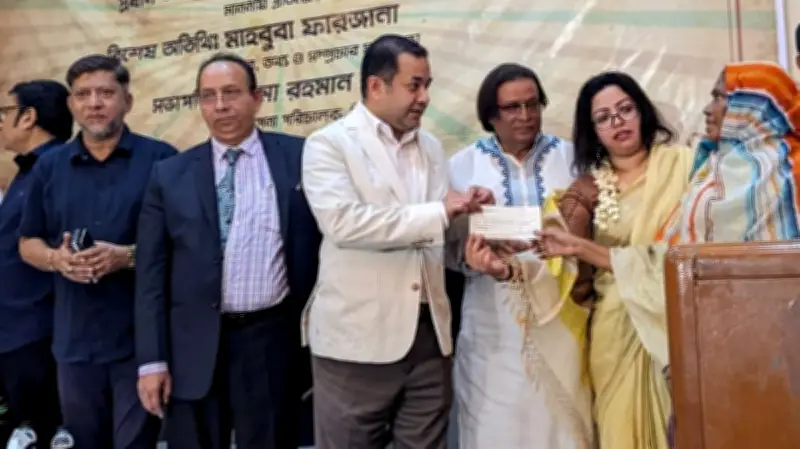 বিএফডিসিতে অবসরপ্রাপ্ত ৮ কর্মকর্তা-কর্মচারীকে ১ কোটি ৫৪ লাখ টাকার চেক