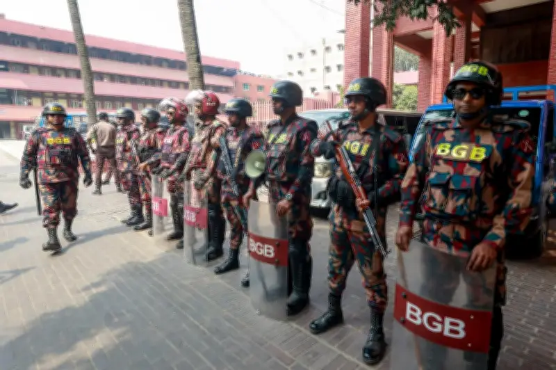 ৫ জেলায় বিজিবি মোতায়েন, আওয়ামী লীগের প্রতিষ্ঠাবার্ষিকী ঘিরে নিরাপত্তা জোরদার