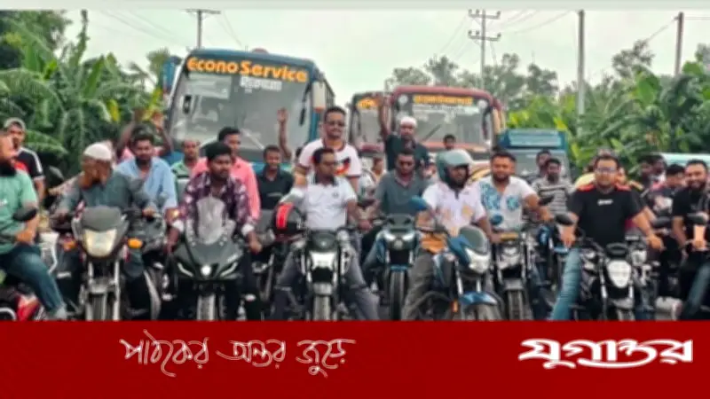 কুমিল্লা মহাসড়কে ছাত্রদলের মোটরসাইকেল শোডাউন, নিষিদ্ধ আওয়ামী লীগকে হুঁশিয়ারি