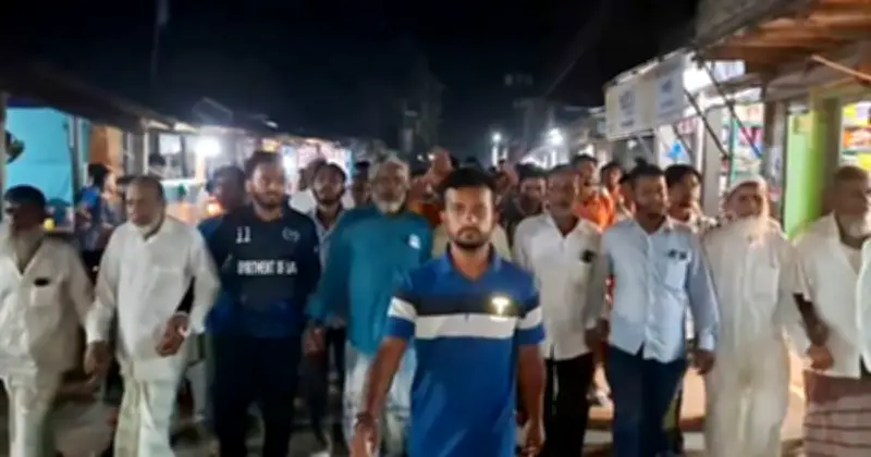 শরীয়তপুরে আওয়ামী লীগ নেতার মুক্তির দাবিতে বিএনপি নেতাকর্মীদের বিক্ষোভ