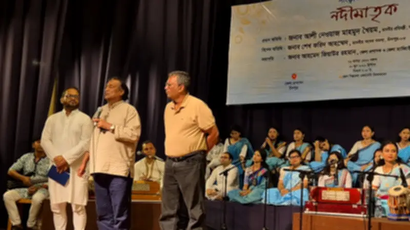 চাঁদপুর শিল্পকলা একাডেমি নতুন রূপে ফিরবে: প্রতিমন্ত্রী