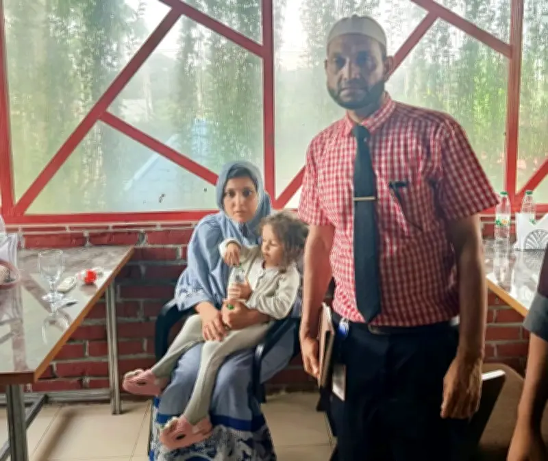 কুমিল্লায় পাকিস্তানি পরিবারের ফেলে যাওয়া শিশু ৬ ঘণ্টা পর ফিরে পেল মাকে