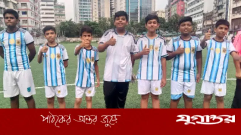 বিশ্বকাপের উন্মাদনায় শিশুদের ফুটবল উৎসব শুরু
