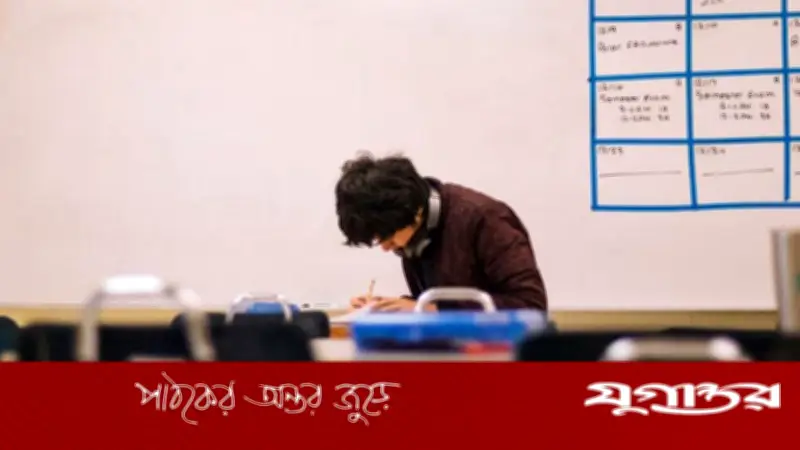 চীনে স্নাতক পর্যায়ে ১২ হাজার কোর্স বাতিল, কেন এই বড় পরিবর্তন?