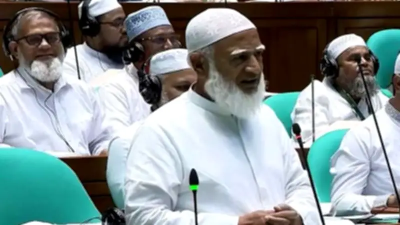 দুর্নীতি ও চাঁদাবাজি কমালে রাজস্ব আদায় বাড়বে: প্রধানমন্ত্রী