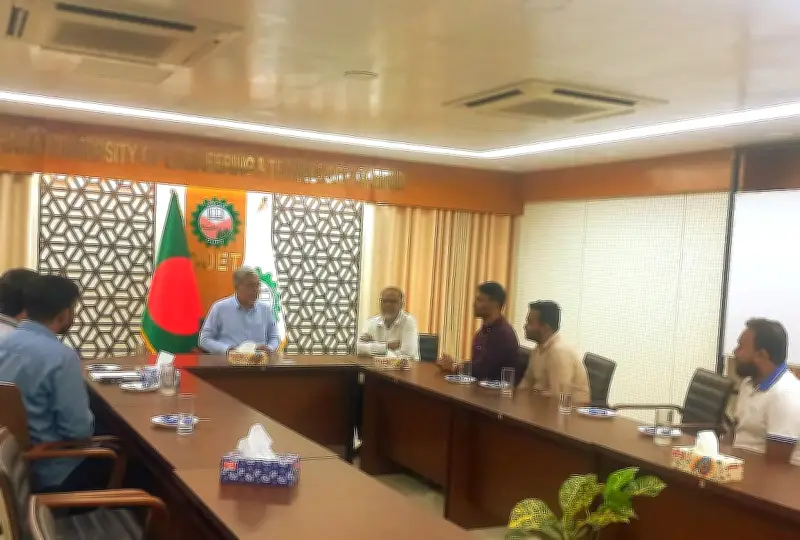 ডুয়েটে গণিত কার্নিভ্যাল নিয়ে উপাচার্যের সাথে সৌজন্য সাক্ষাৎ