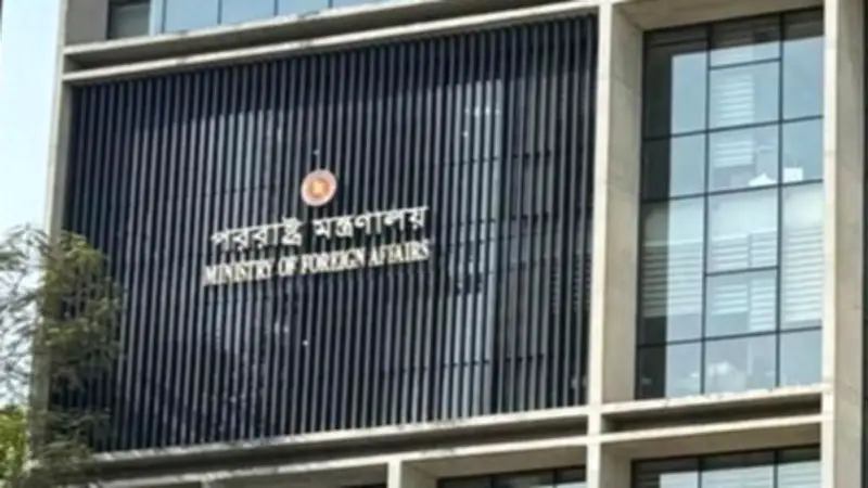 দিল্লি বিমানবন্দরের ঘটনায় ভারতের ব্যাখ্যা সন্তোষজনক নয়: ঢাকা