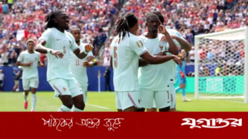 ৩২ মিনিটে হ্যাটট্রিক: বিশ্বকাপ ইতিহাসে দ্বিতীয় দ্রুততম দেম্বেলে