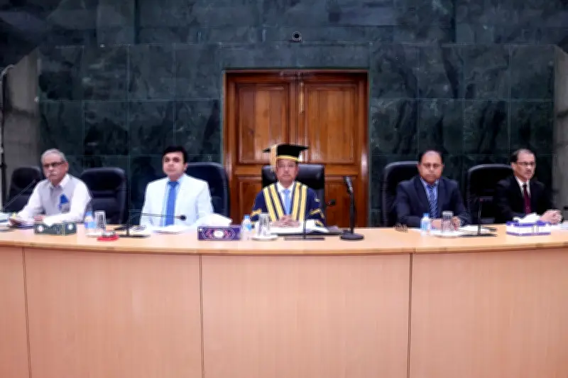 ঢাবির ২০ বছর মেয়াদি একাডেমিক প্ল্যান অনুমোদন, গবেষণায় হাজার কোটি টাকার তহবিলের লক্ষ্য